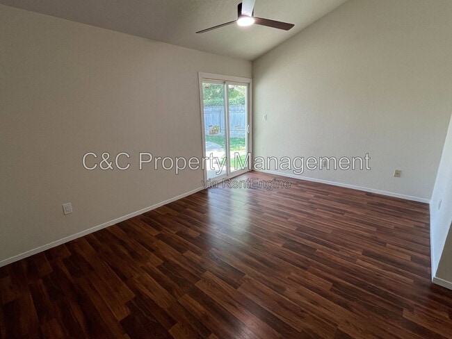 Building Photo - 3350 M St