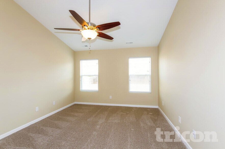 Building Photo - 15230 Oldcorn Ln