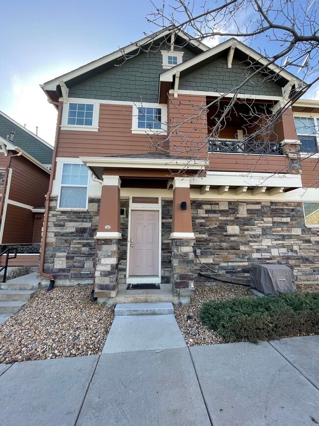 Primary Photo - Spacious 2 Bed Condo in Arvada's Maple Lea...