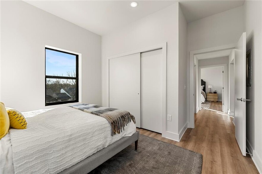 2nd Bedroom - 112 Rogers St NE