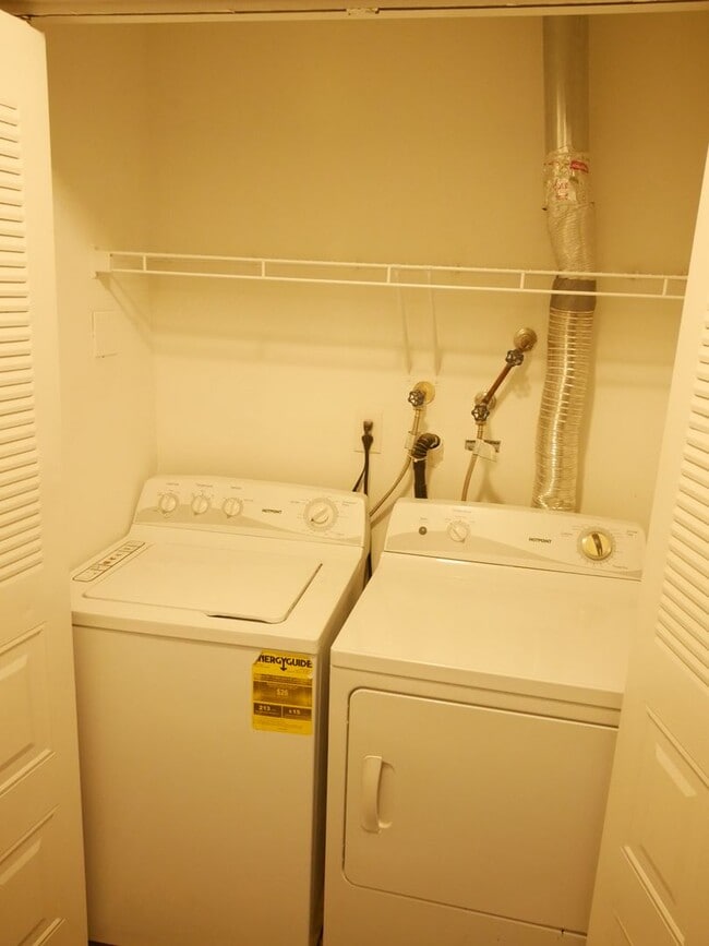 Building Photo - 60 Acres Reserve Condominium - 2 BR 1 BA W...