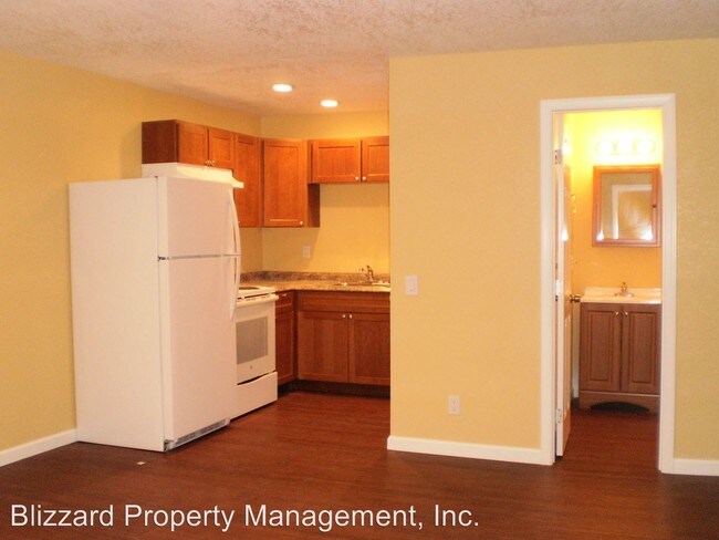 Building Photo - 46 Berner Street Unit 16