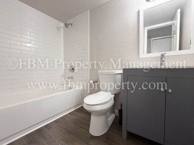 Building Photo - 5108 S Colony Blvd