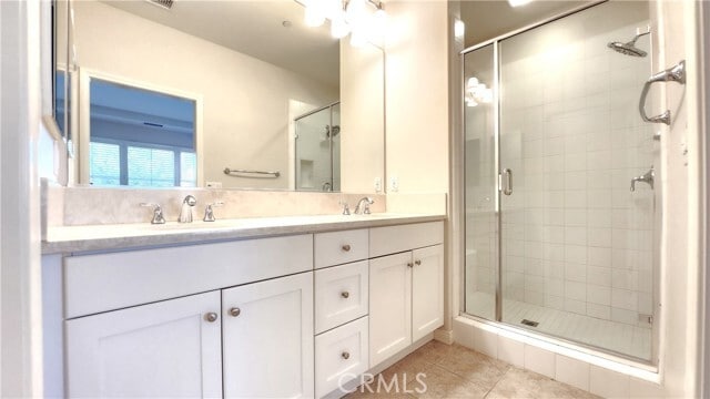 Building Photo - 22 Ovation