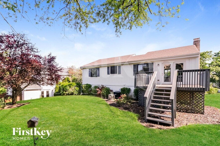 Building Photo - 5571 Creekwood Cir