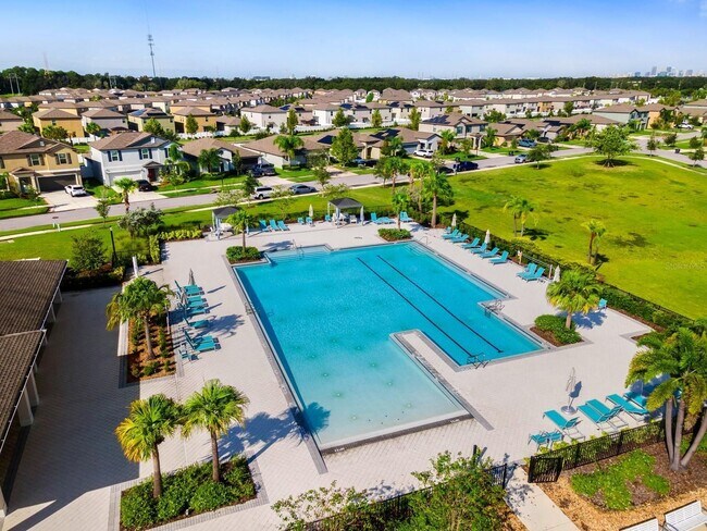 Building Photo - 7012 Samuel Ivy Dr