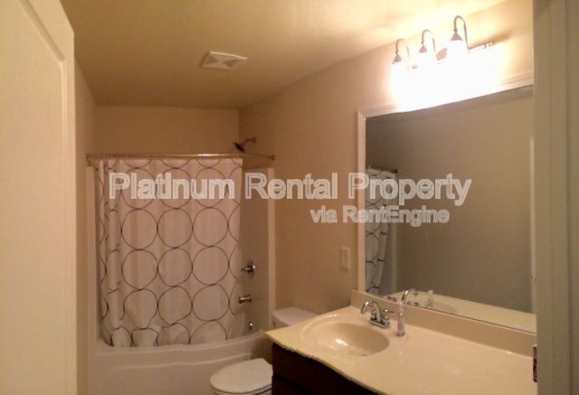 Building Photo - 2635 Runnymede Ct