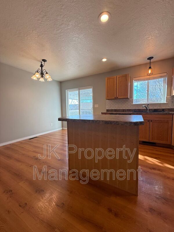 Building Photo - 716 49th St N