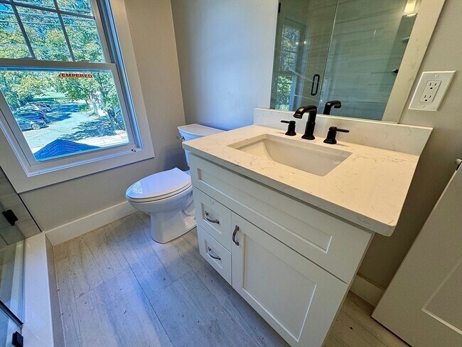 Building Photo - 57 Salem St