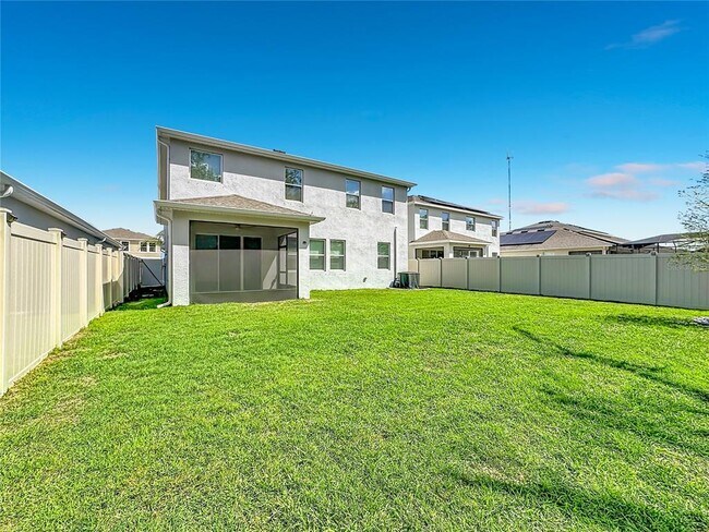 Building Photo - 13071 Brookside Moss Dr