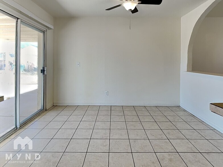 Building Photo - 15426 N Cactus Ln