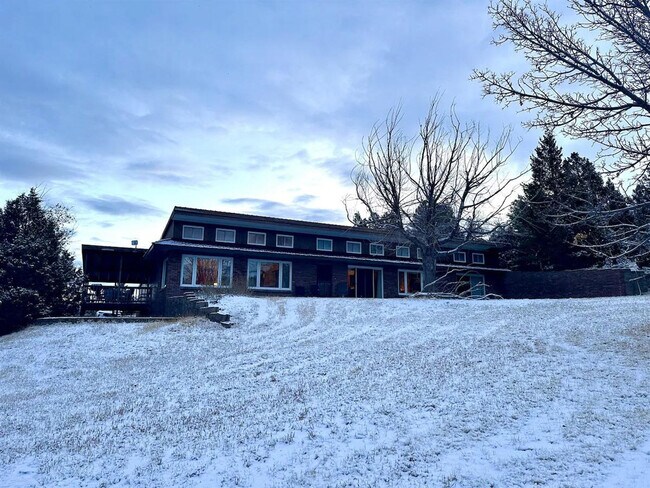 Building Photo - 783 MT-2