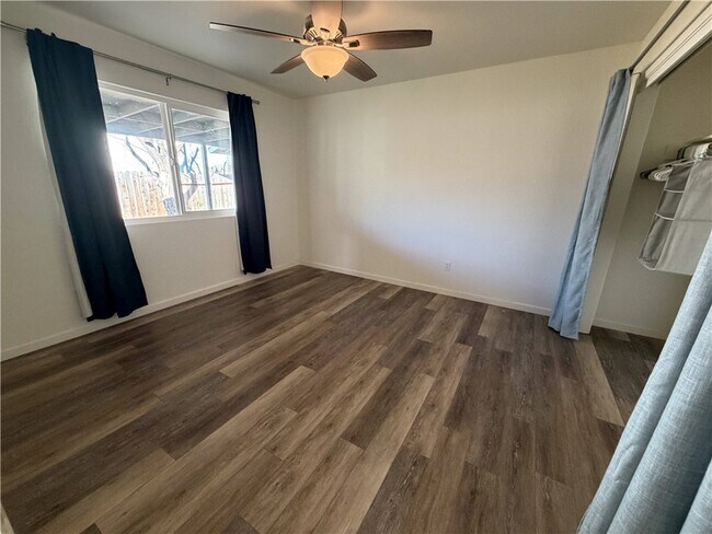 Building Photo - 115 Rosemary Dr