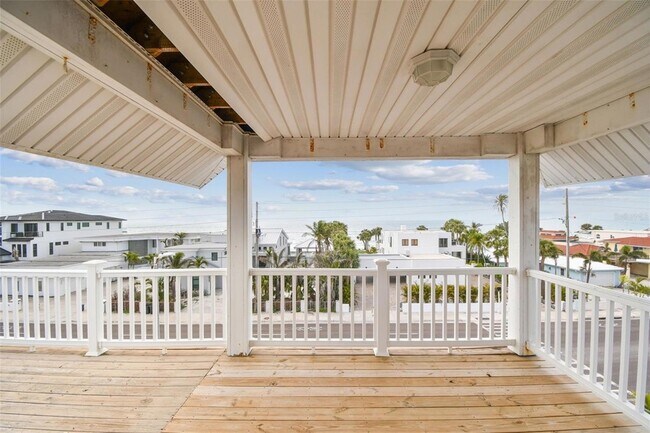 Building Photo - 16033 Gulf Blvd