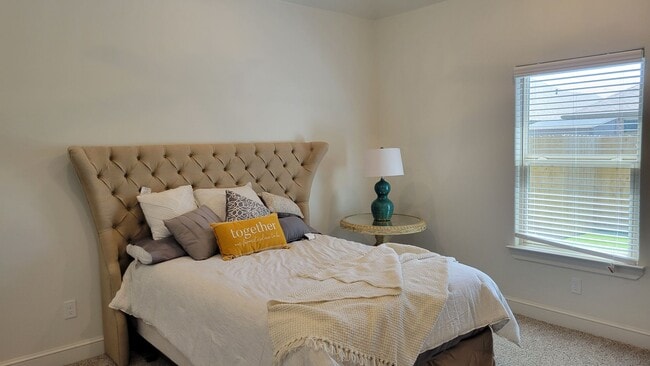 Building Photo - 7204 22nd Pl