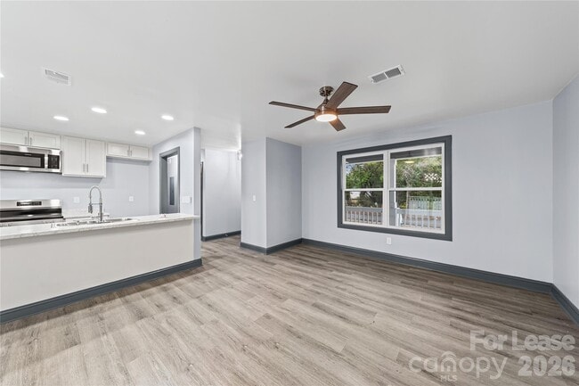 Building Photo - 109 Haddock Rd NW