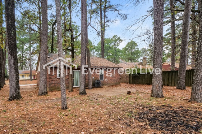 Building Photo - 4534 Sandy Park Dr