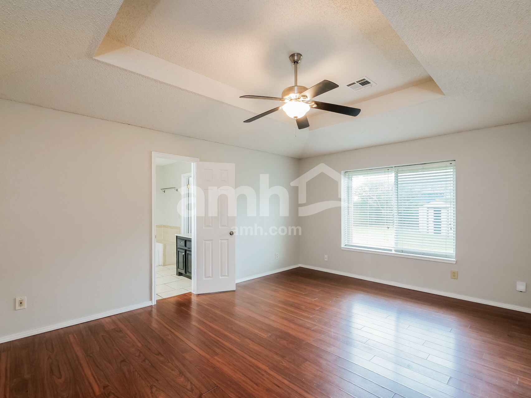 Building Photo - 17316 Sun River Ct
