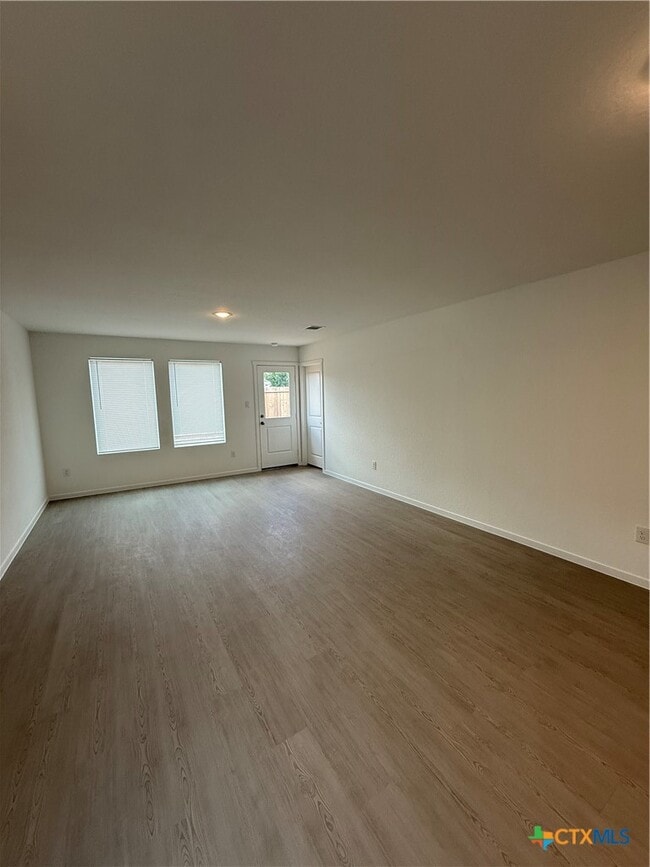 Building Photo - 315 Moscato Rd