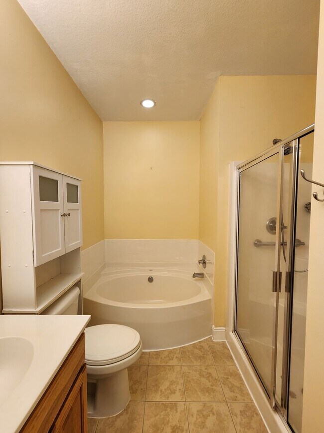 Building Photo - 45 Viera Dr