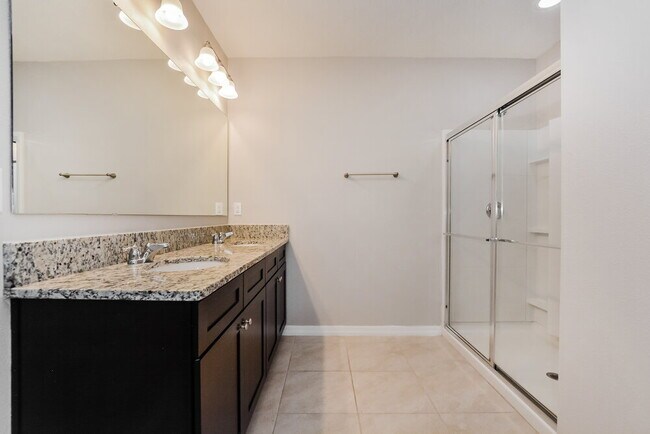 Building Photo - 5120 Star Ruby Ave