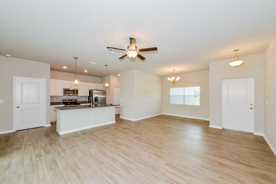 Building Photo - 6136 McKinley Terrace