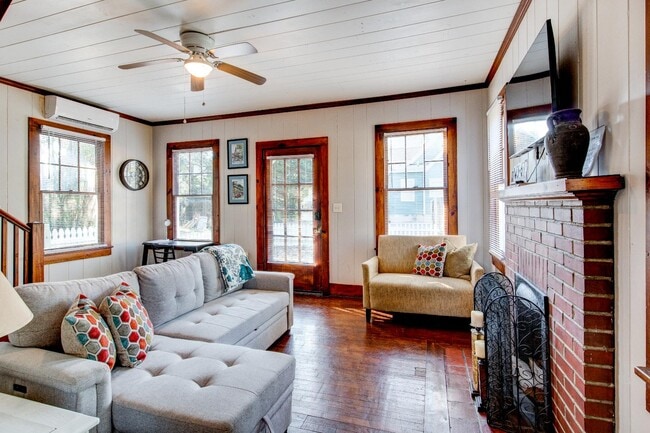 Building Photo - 116 Reid St