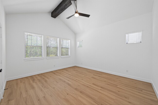 Building Photo - 7802 Longhorn Ballroom Dr