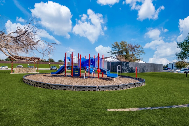 Building Photo - 834 Timberlake Dr