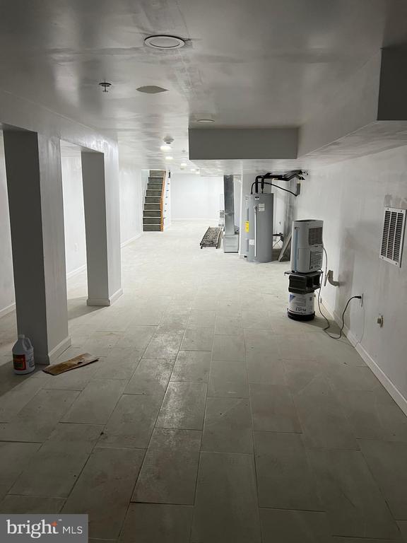 Building Photo - 4422 Locust St