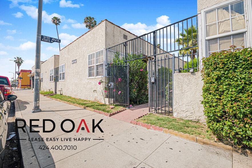 Building Photo - 2417 W Vernon Ave