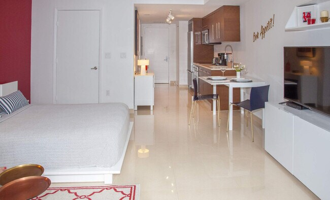 Building Photo - 485 Brickell Ave