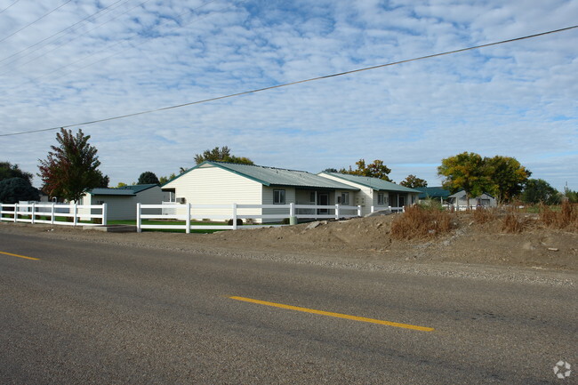 Building Photo - Parma Senior Living Facility