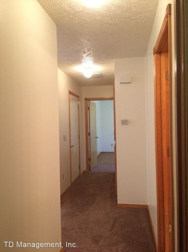 Building Photo - 2 br, 2 bath House - 2289 W. Woodbury St