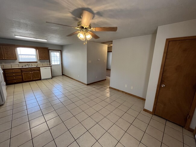 Building Photo - 150 Corum Cove