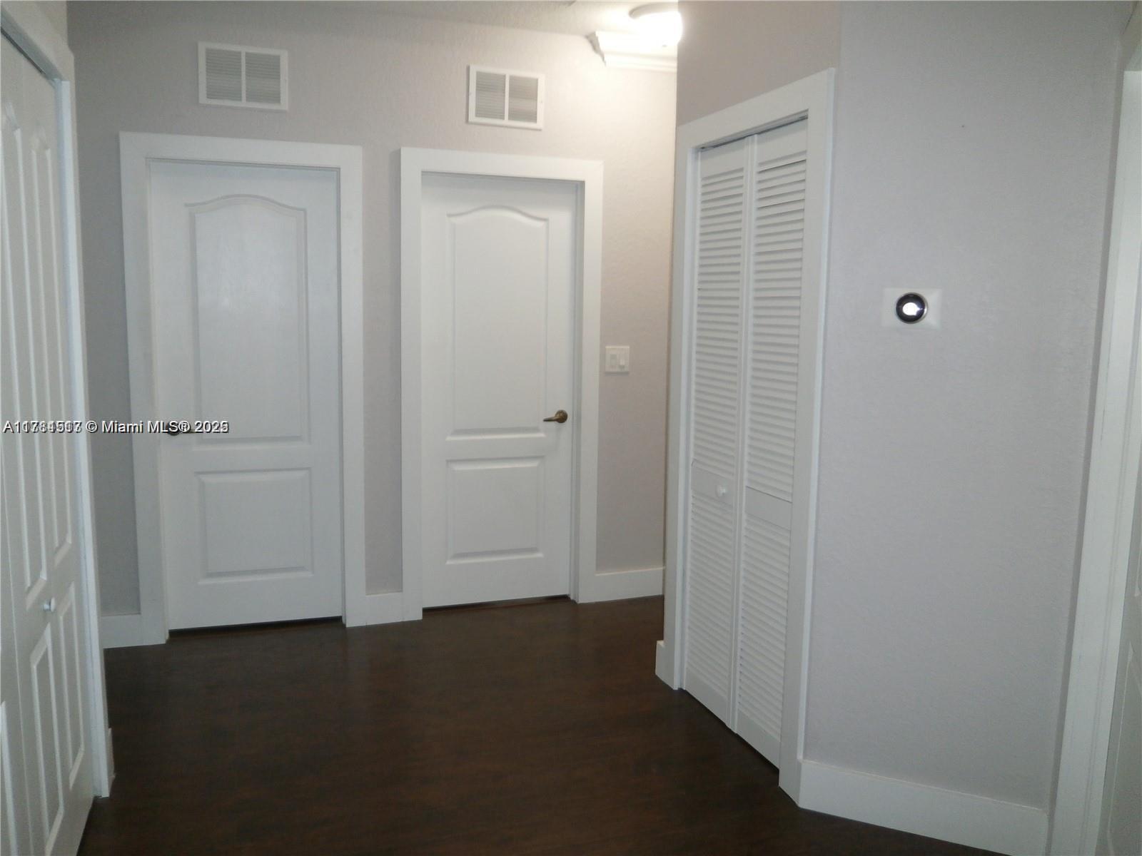 Building Photo - 11359 NW 83rd Way