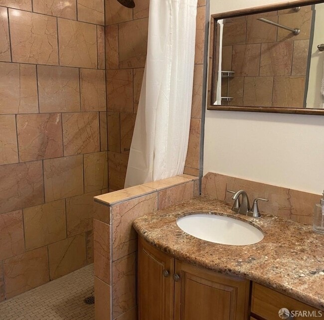 Building Photo - 4052 Costado Rd