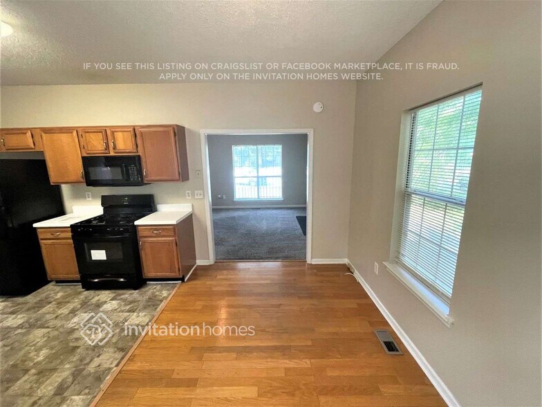 Building Photo - 4237 Sturbridge Dr