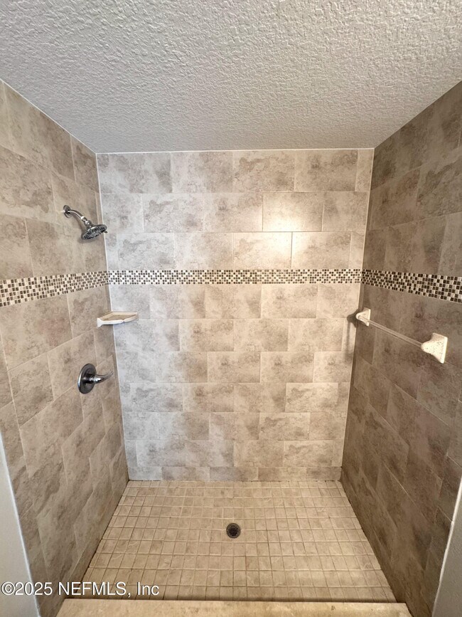 Building Photo - 8224 Golden Bamboo Dr