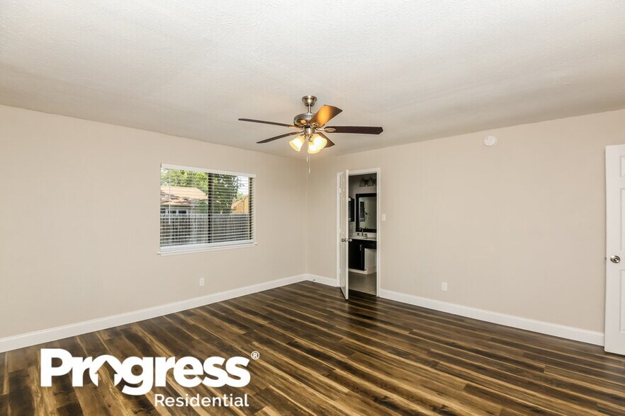 Building Photo - 6707 Greenspring Dr