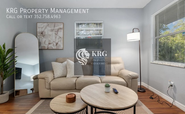 Building Photo - 5600 NE 32nd St