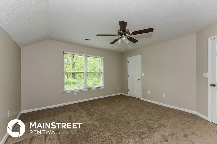 Building Photo - 102 Bentree Ct