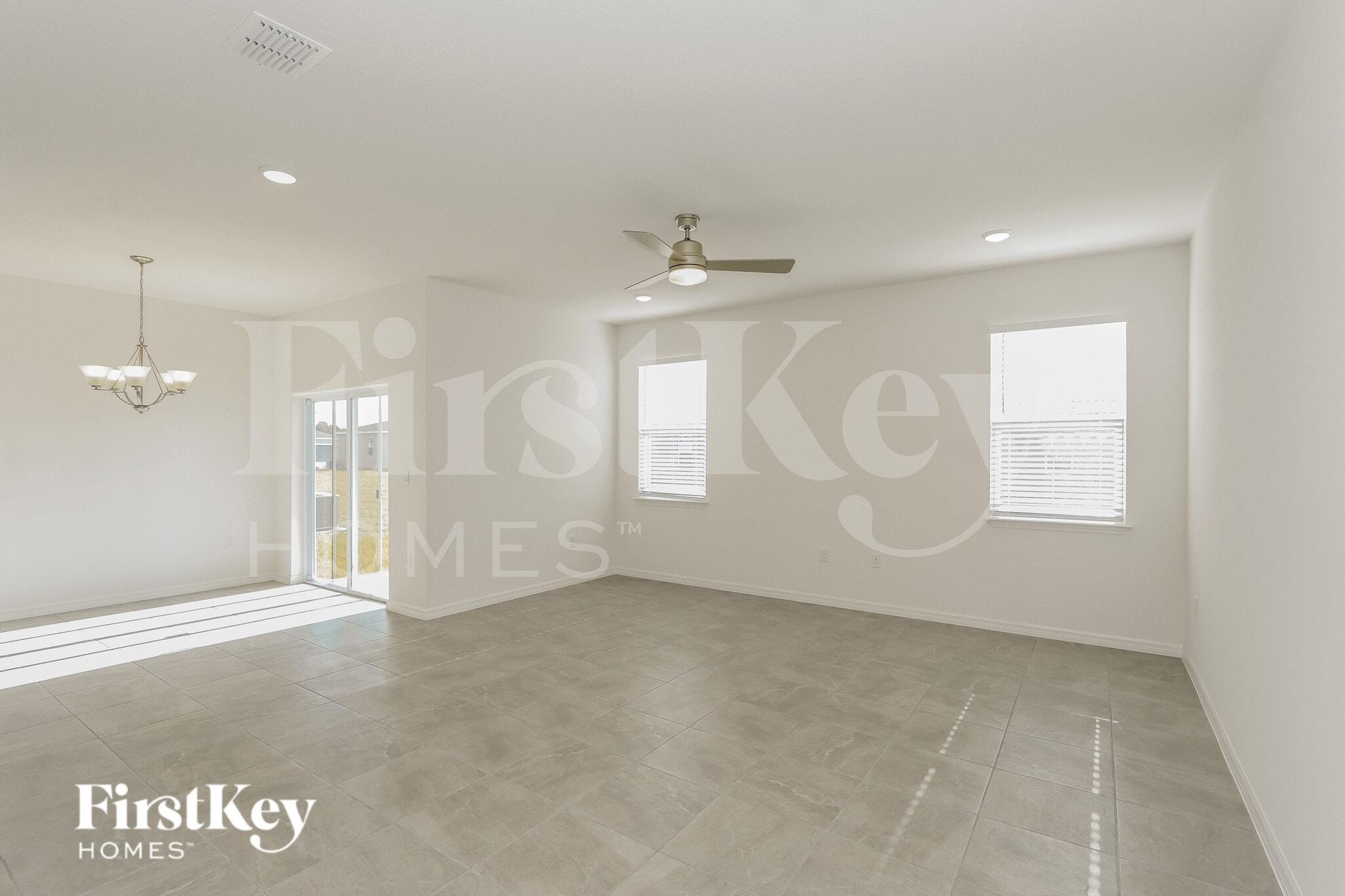 Building Photo - 531 Crown Rose Dr