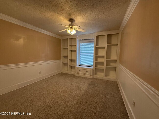 Building Photo - 8562 Echoridge Ct