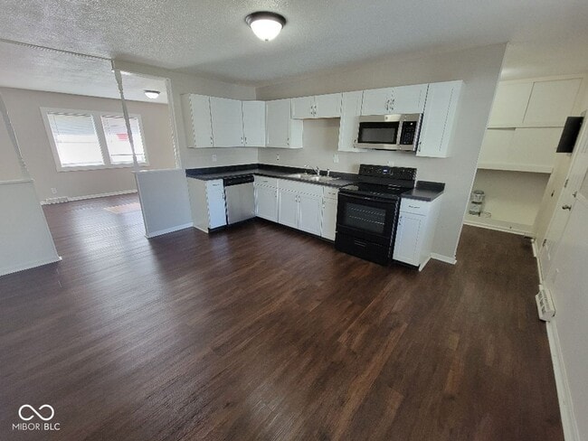 Building Photo - 2308 Aspen Ct