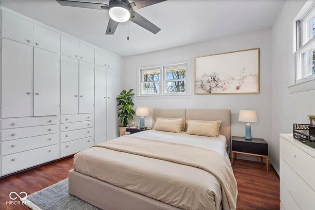 Building Photo - 10293 E County Rd 100 S