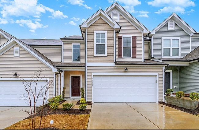 Primary Photo - 1108 Congleton Pl
