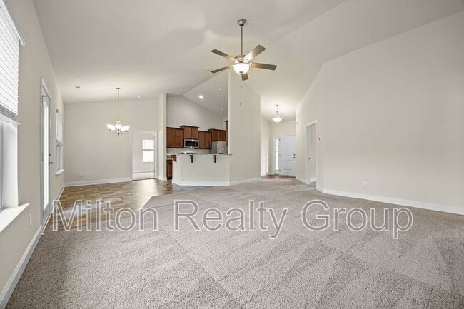 Building Photo - 178 Woodwater Cir