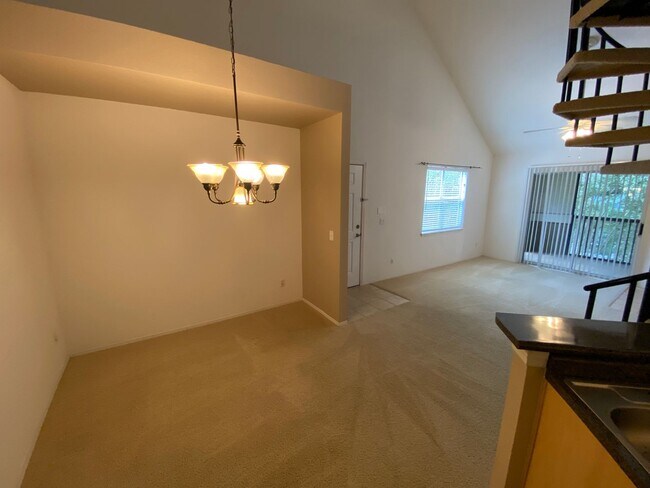 Building Photo - Charming Ocean Grove Condo