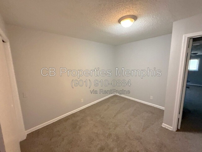 Building Photo - 4580 Cottonwood Rd